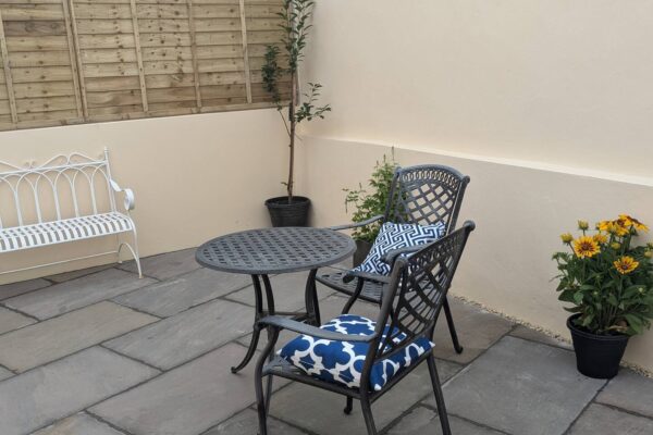 1f985ea0-b19b-4a9a-a50e-6bd192cc9301