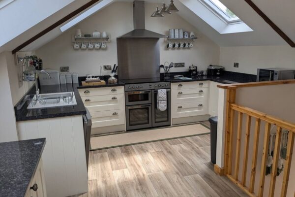 5ece92c6-c5a1-4c3b-8b9e-9e503a18a824